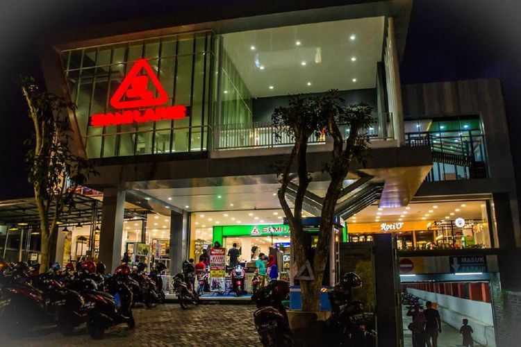 Hokky Mart: Jantung Belanja Lokal Cilacap yang Tak Pernah Pudar